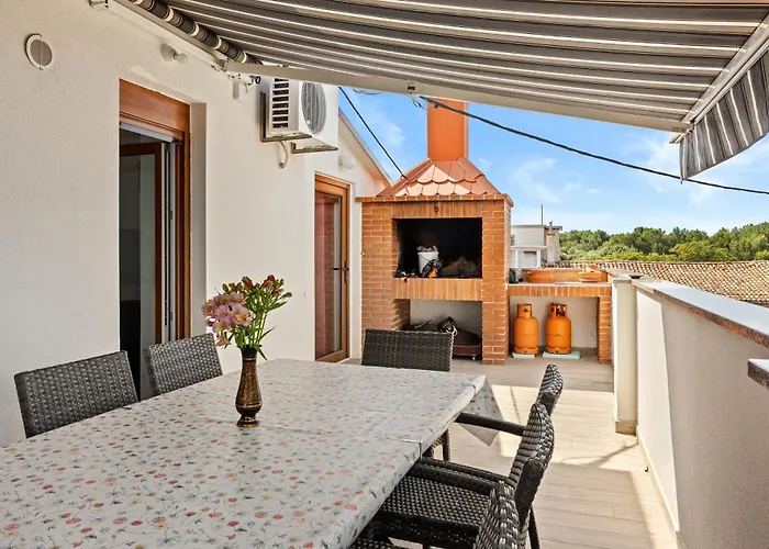 Punta Verudella Apartman *