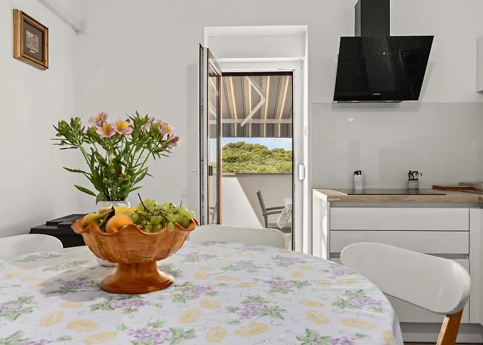 Apartment Punta Verudella *